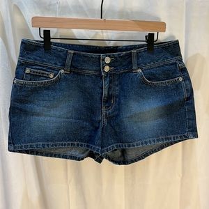 ✨ 2/$20 ✨ Bongo Blue Dark Wash 100% Cotton Wide Waist Hipster Denim Short, 11